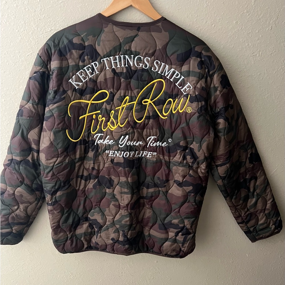 - First Row puffy Jacket - Picture 2 of 8